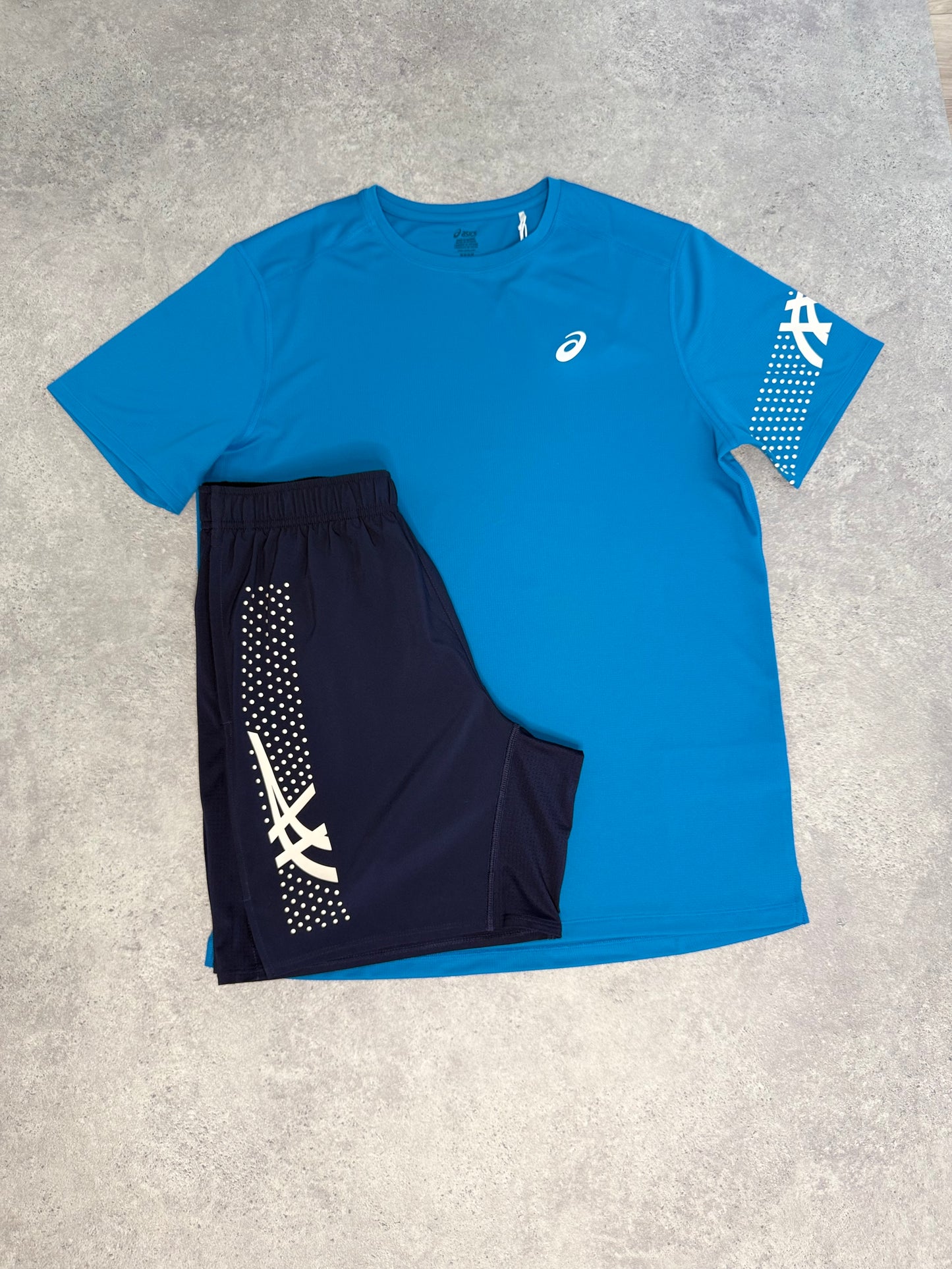 Asics Icon T-Shirt & Icon Short Set